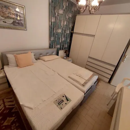 Apartment Fugla Thomas Avsallar
