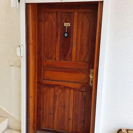 Fugla Thomas Apartment Avsallar